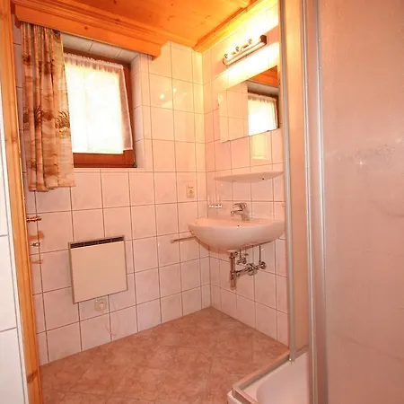 Chalet Pettneu בקתה